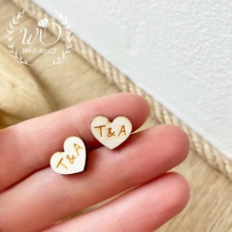 Srdíčka s iniciály - na vývazky 1,5cm