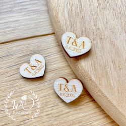 Srdíčka iniciály a datum svatby - na vývazky 2cm